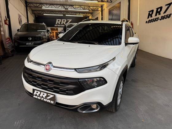 FIAT TORO 1.8 16V EVO FLEX FREEDOM AT6 FIAT TORO 1.8 16V EVO FLEX FREEDOM AT6